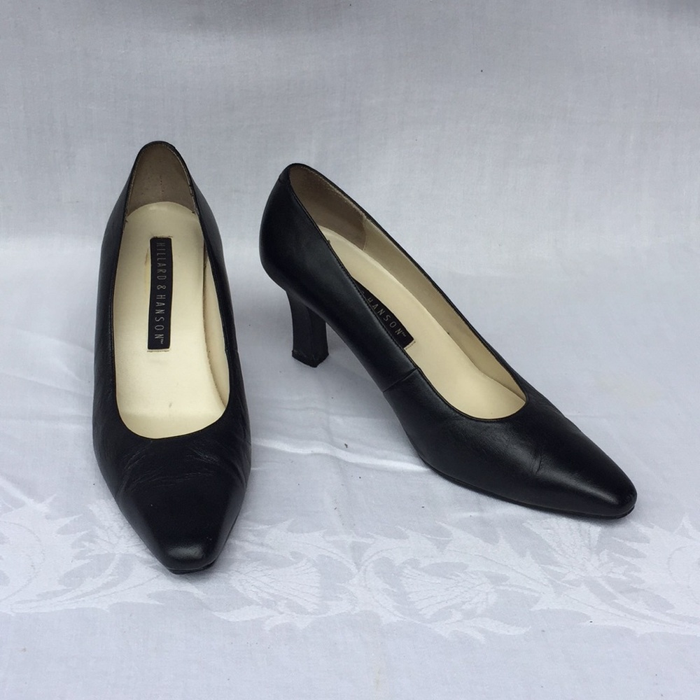 Hilliard & Hanson Shoes Black Leather Pumps 3” High Heel 9
